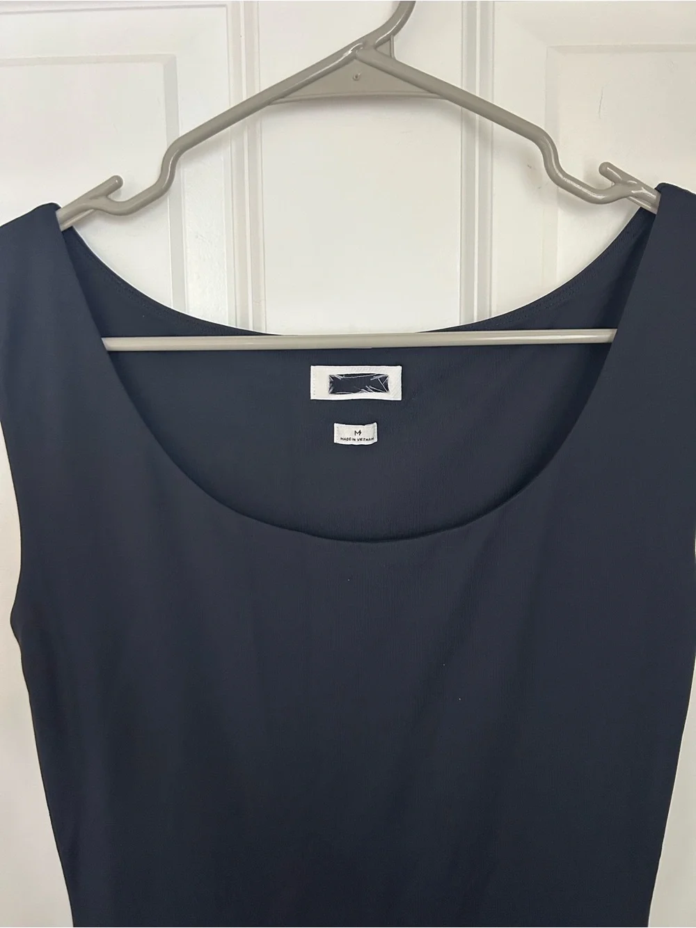 Aritzia NWOT Navy Sleeveless Contour Seamless Sheath Dres
